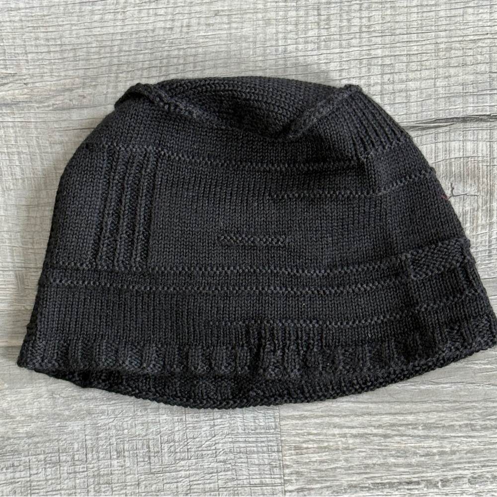 Paul Smith 100% Wool Charcoal Knit Beanie